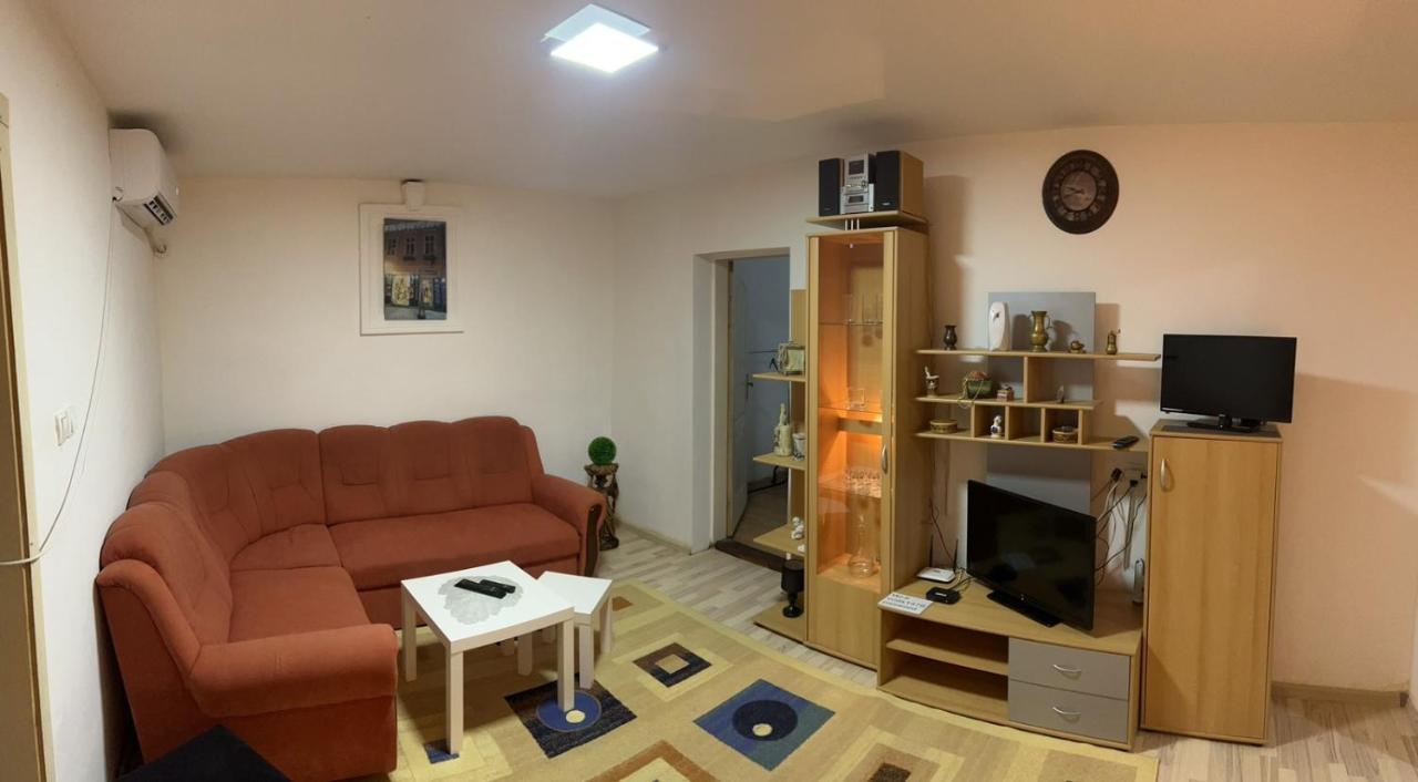 Bojana12 Apartment Backa Palanka Luaran gambar